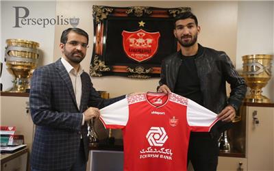 مهاجم تیم فوتبال سانتاکلارا پرتغال  به پرسپولیس پیوست.